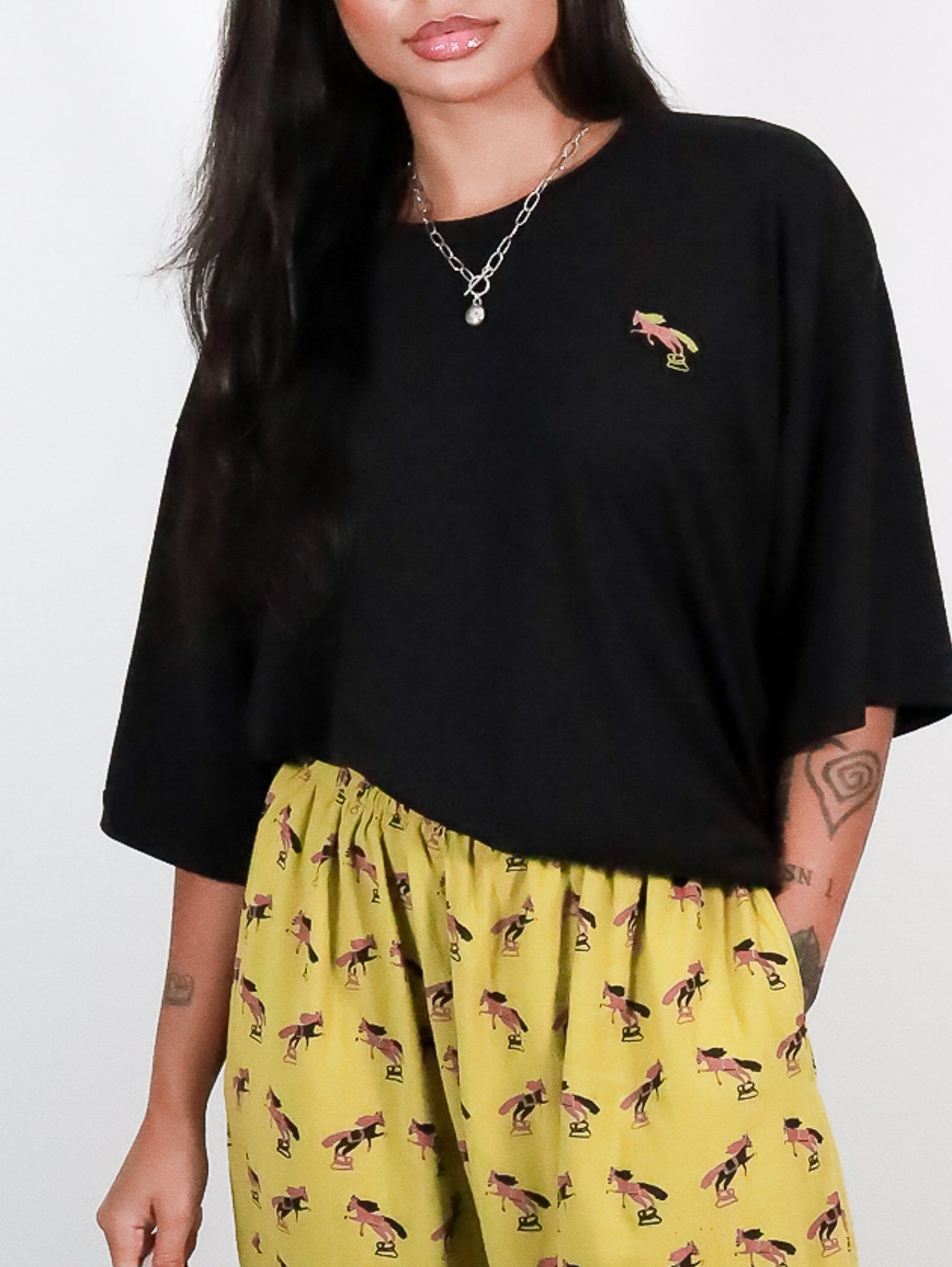 Black Loose Tee - Thief and Bandit