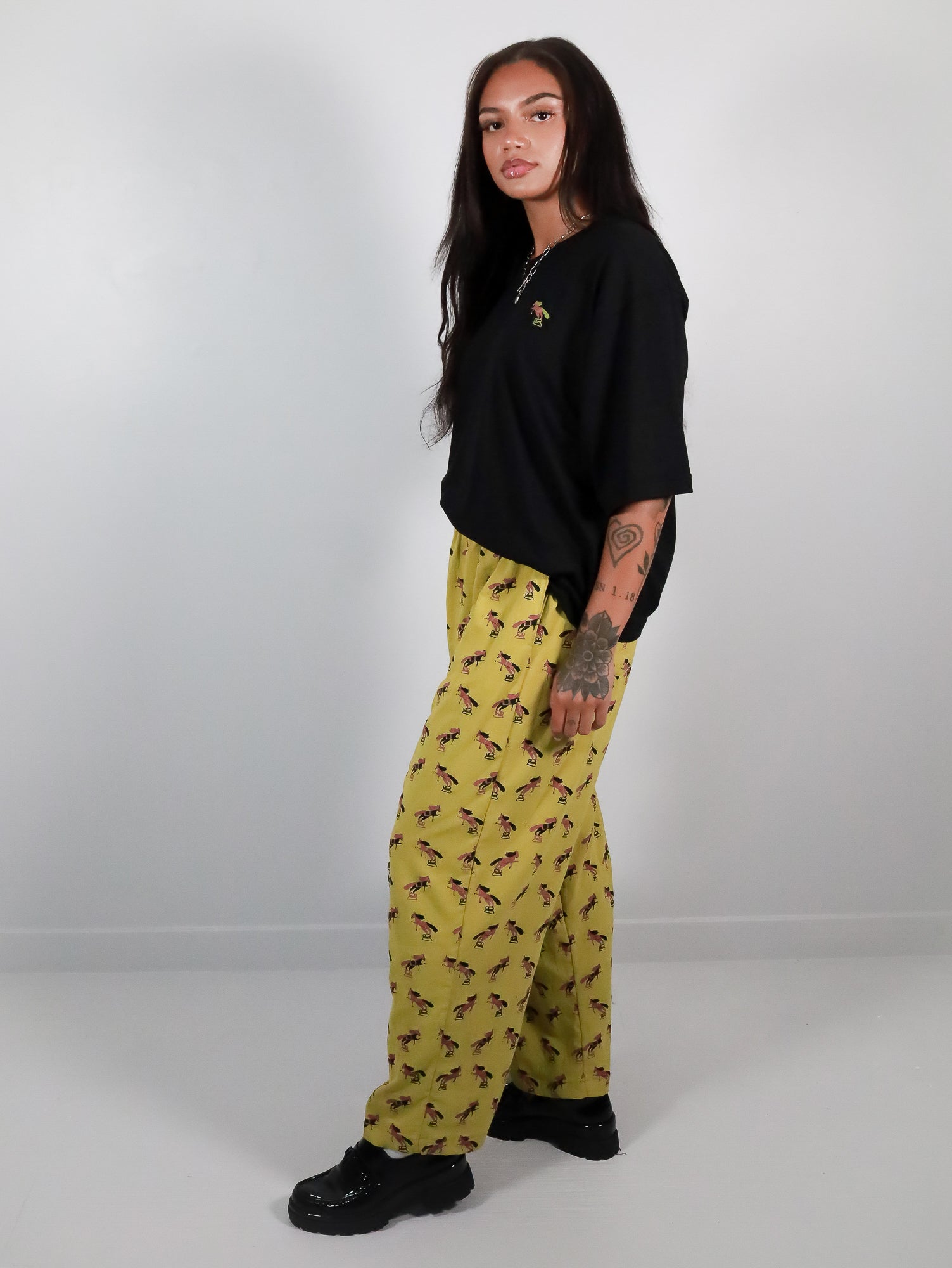 Black Loose Tee - Thief and Bandit
