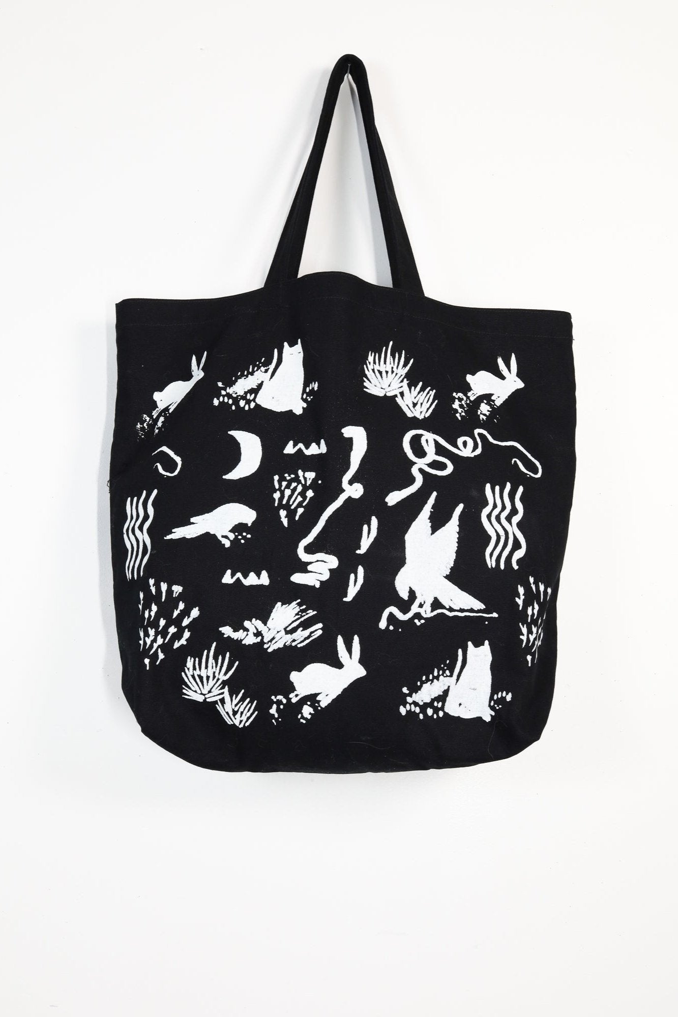 Specimen Tote Bag in Black - Thief and Bandit