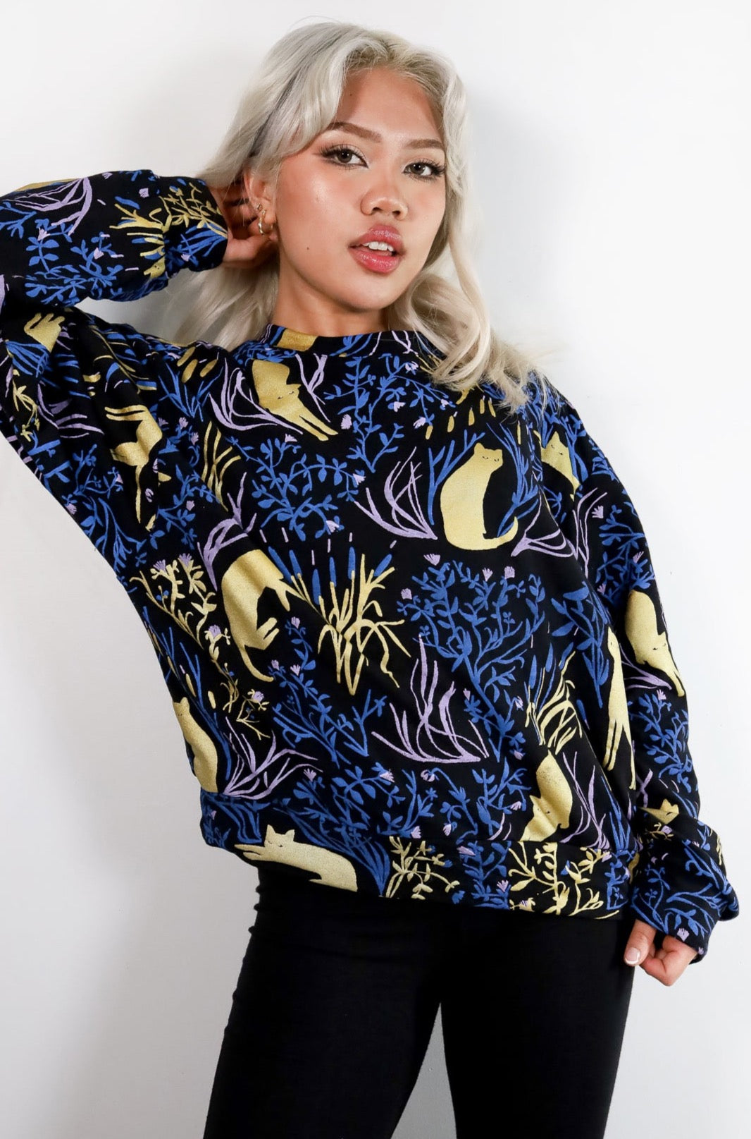 Cropped Cattails Sweatshirt - Thief and Bandit