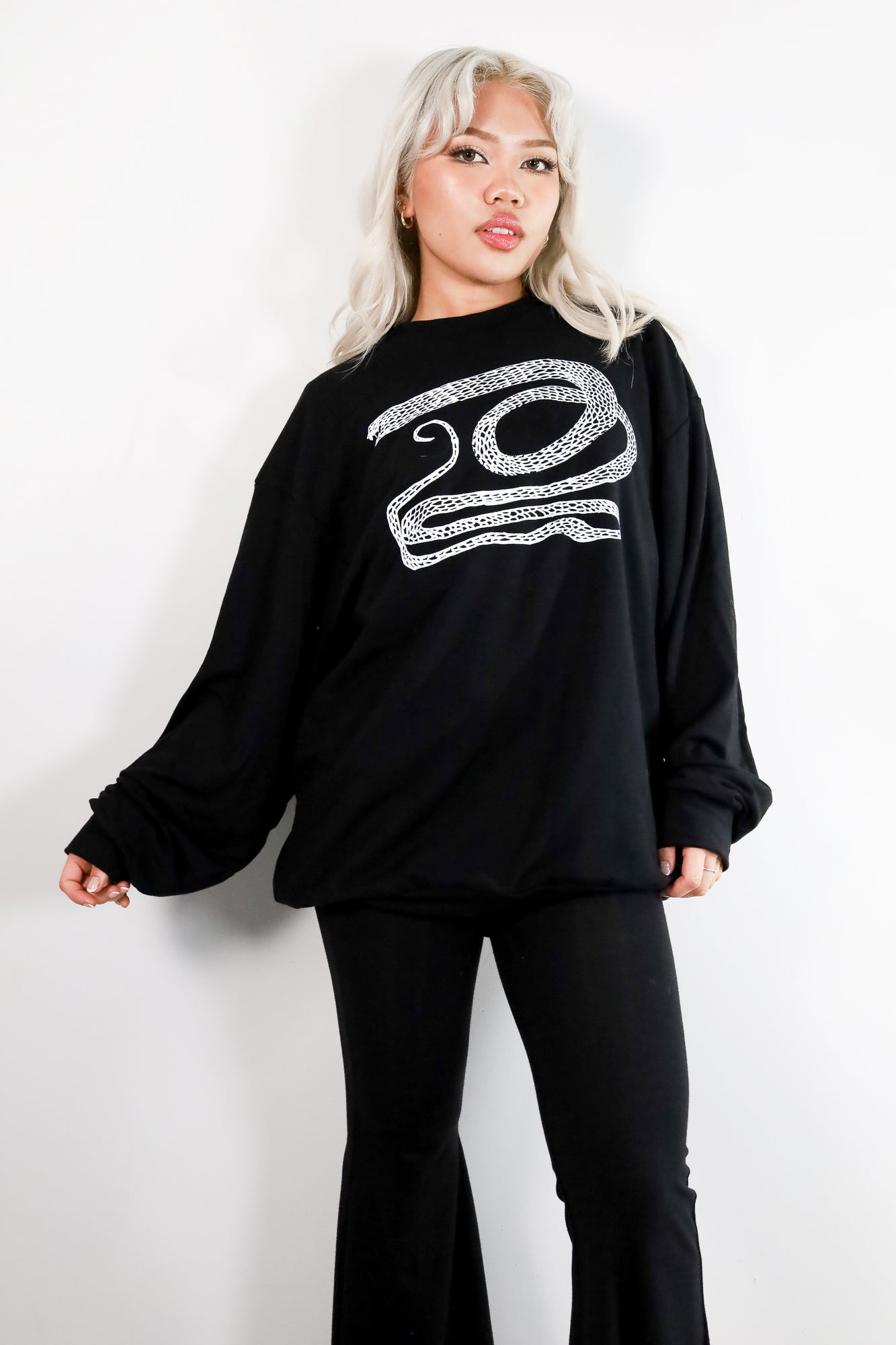 Serpent Relaxed Fit Sweatshirt - Thief and Bandit