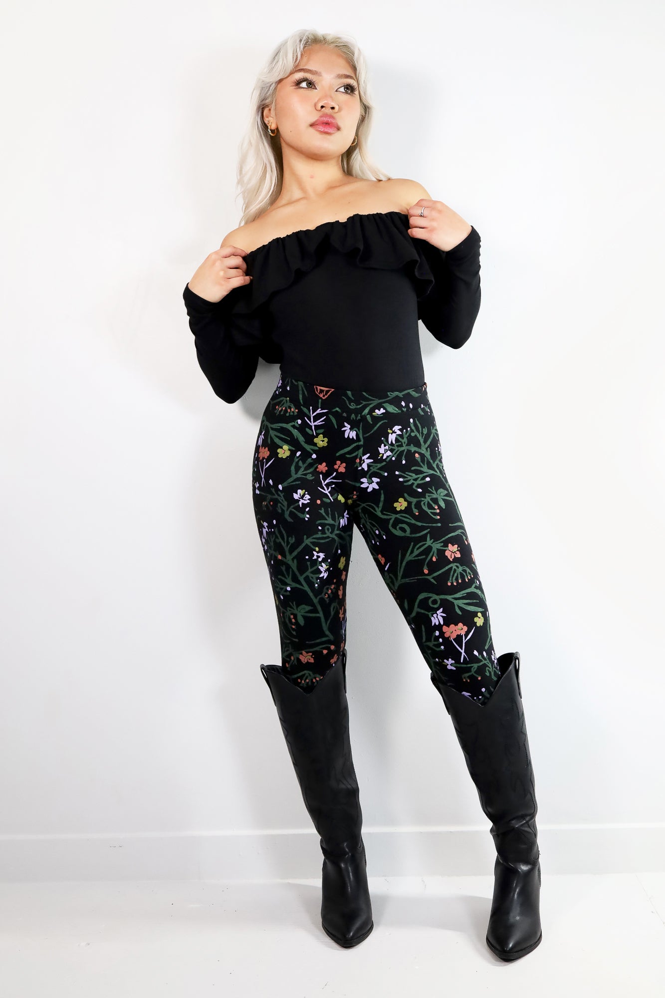 Dawn Belladonna Leggings - Thief and Bandit