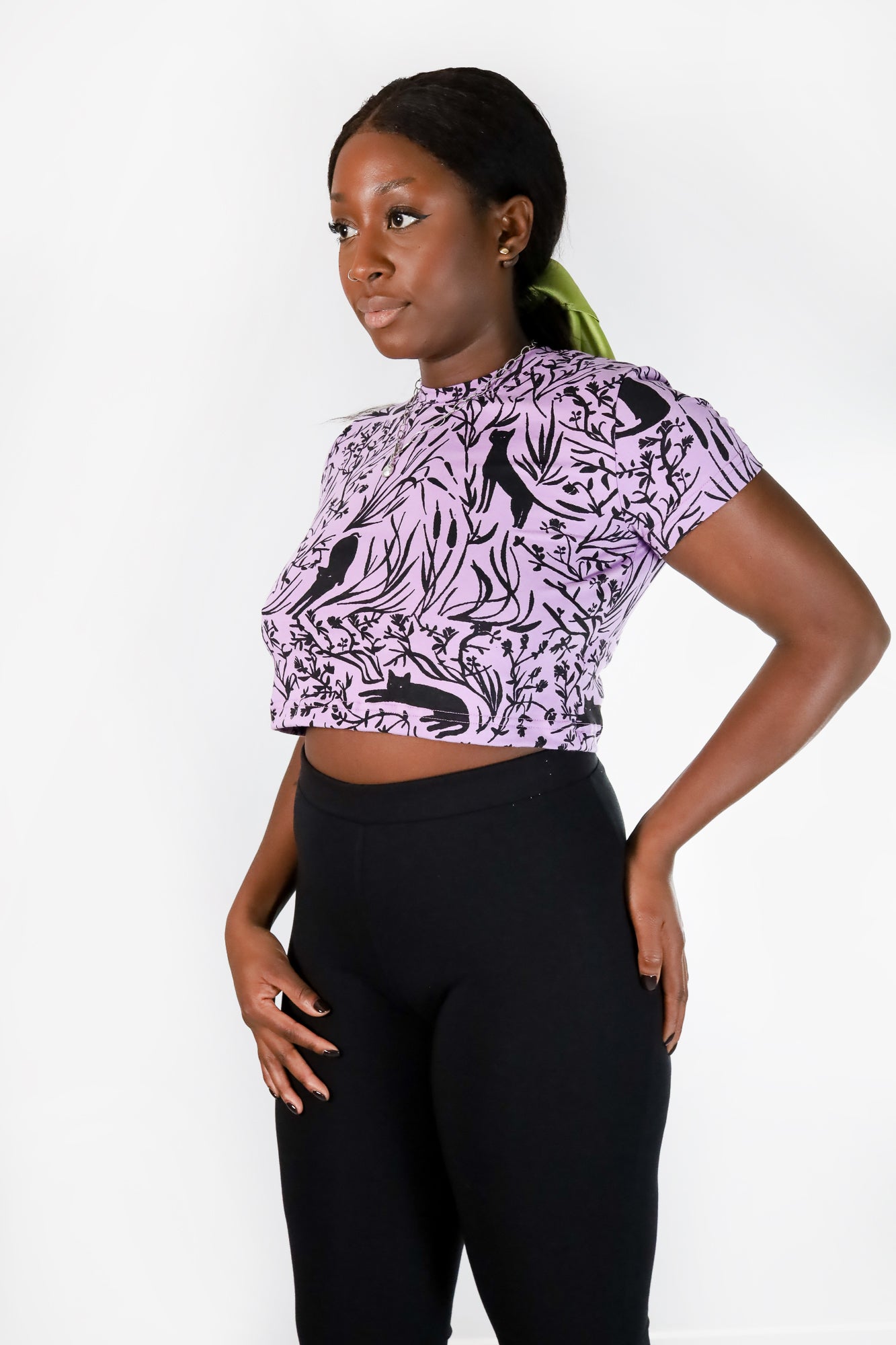 Orchid Cattails Cropped Tee
