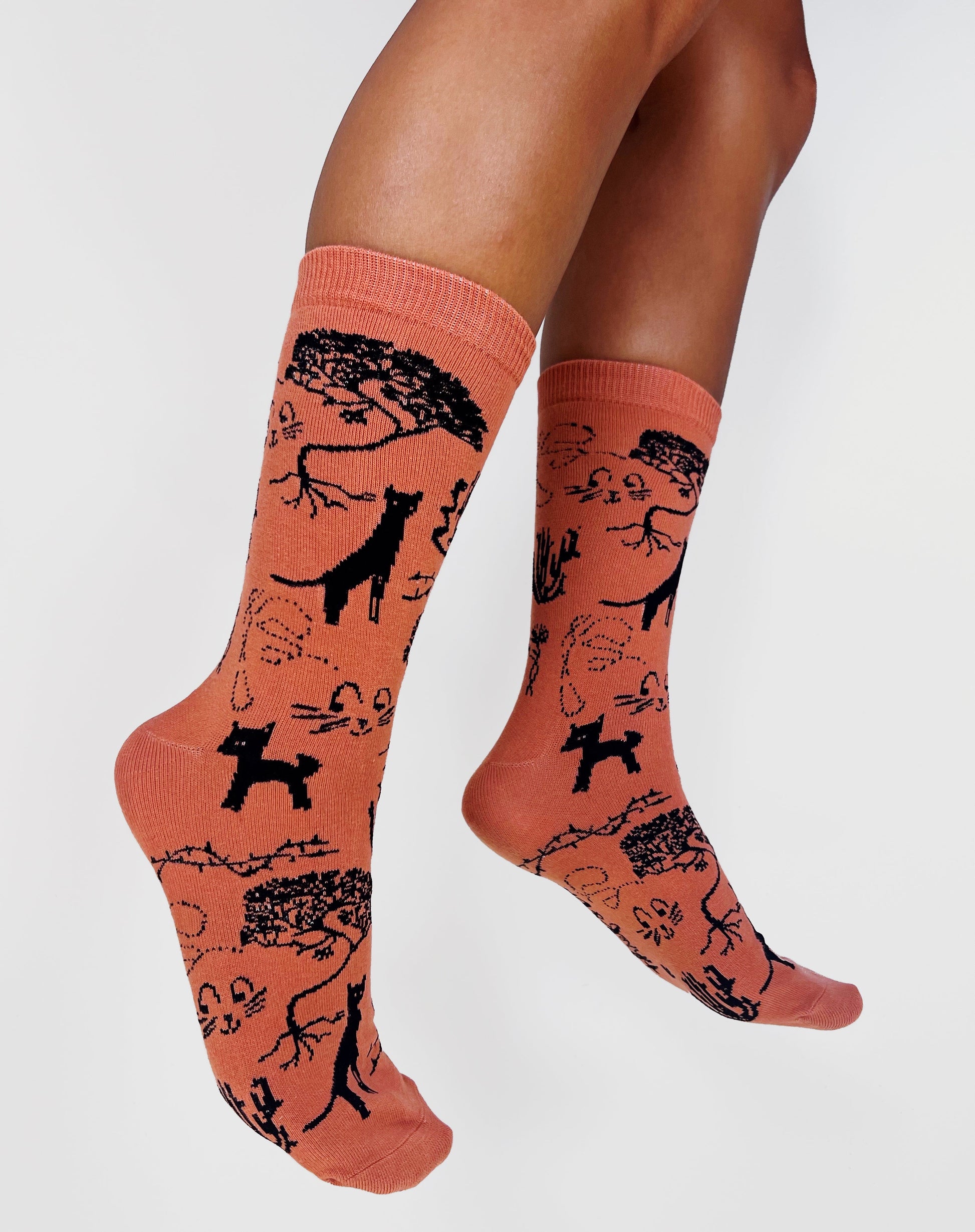 Mulberry Sketchbook Socks - Thief and Bandit